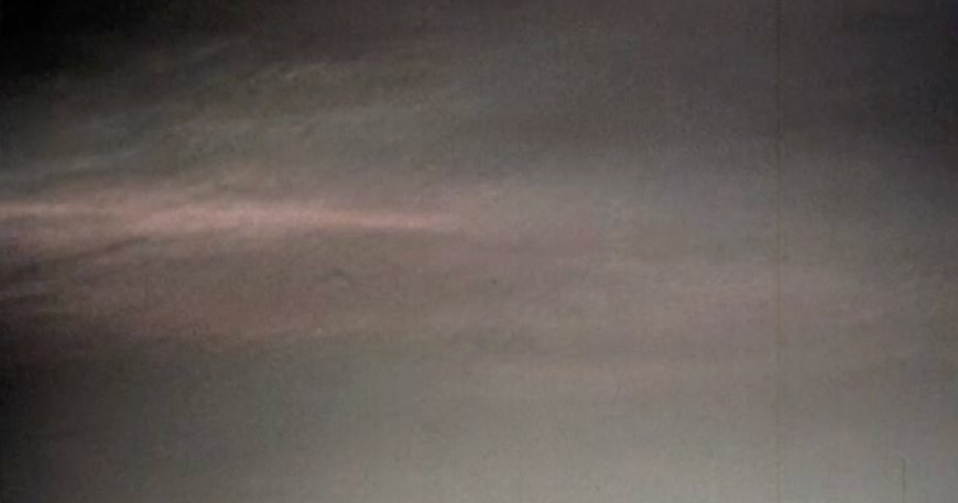 NASA rover captures images of "mother-of-pearl" clouds on Mars